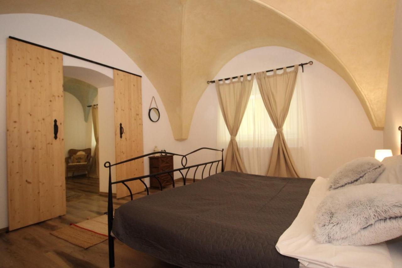 Gothic Apartament *